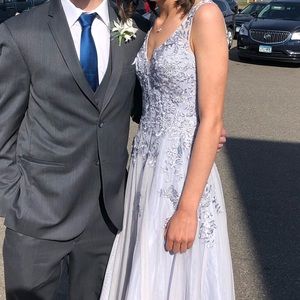 Prom dress / ball gown